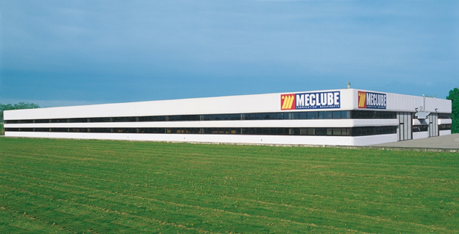 Meclube 3 video preview