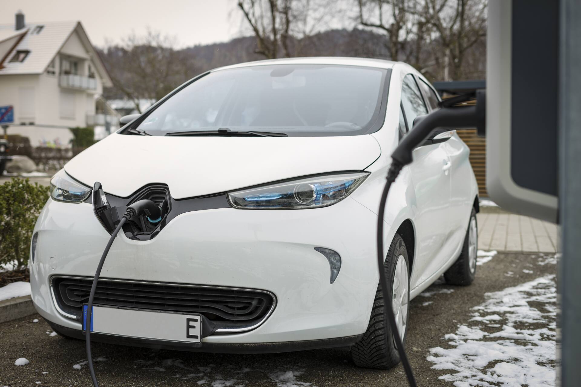 Warum haben Elektroautos im Winter eine geringere Reichweite? veicolo elettrico