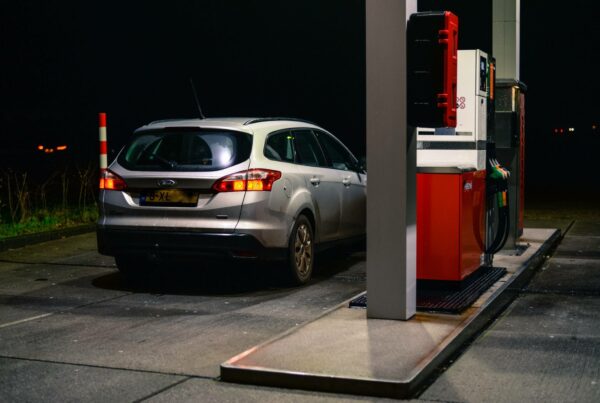 Il carburante di qualità superiore offre prestazioni migliori? carburante motore