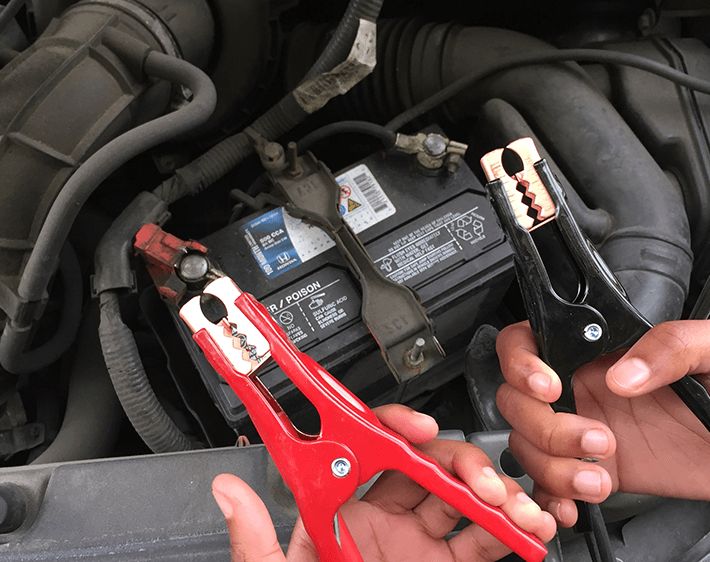 Come sapere quando sostituire la batteria della vostra auto right way jumpstart car battery blog images 2017 09 fcac web bsro