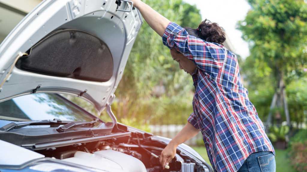 Perché la tua auto perde acqua? Le 2 cause più comuni 37